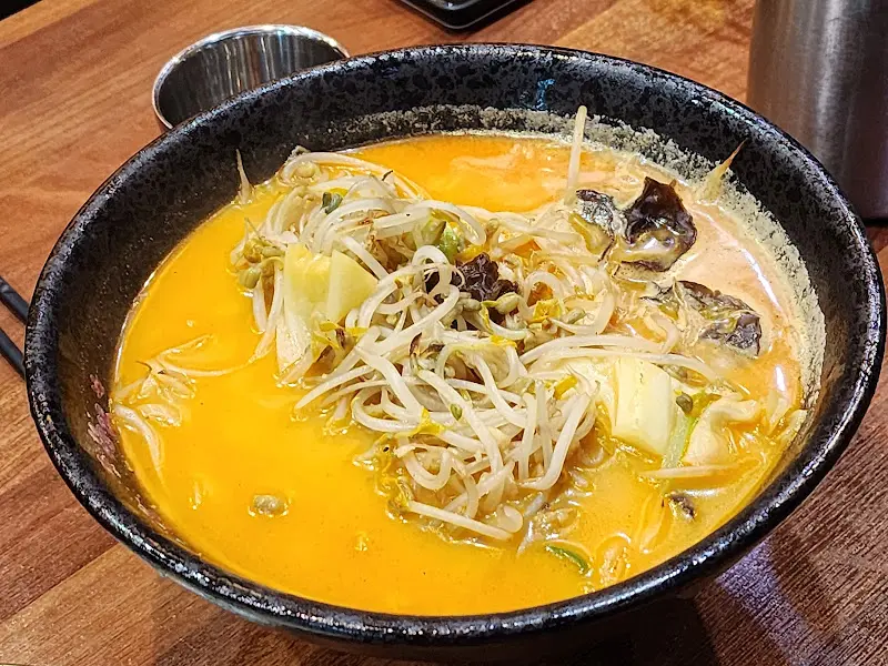 나가사키 짬뽕의 깊은 국물 맛