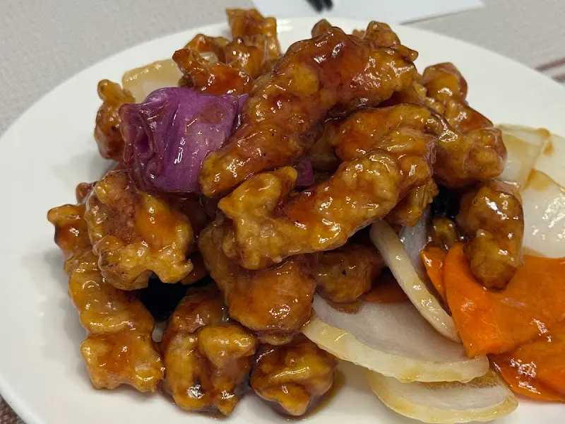 달콤한 소스가 듬뿍 묻은 탕수육