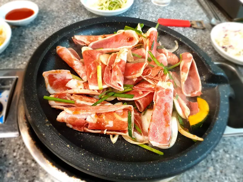 오리불고기 테이블 세팅