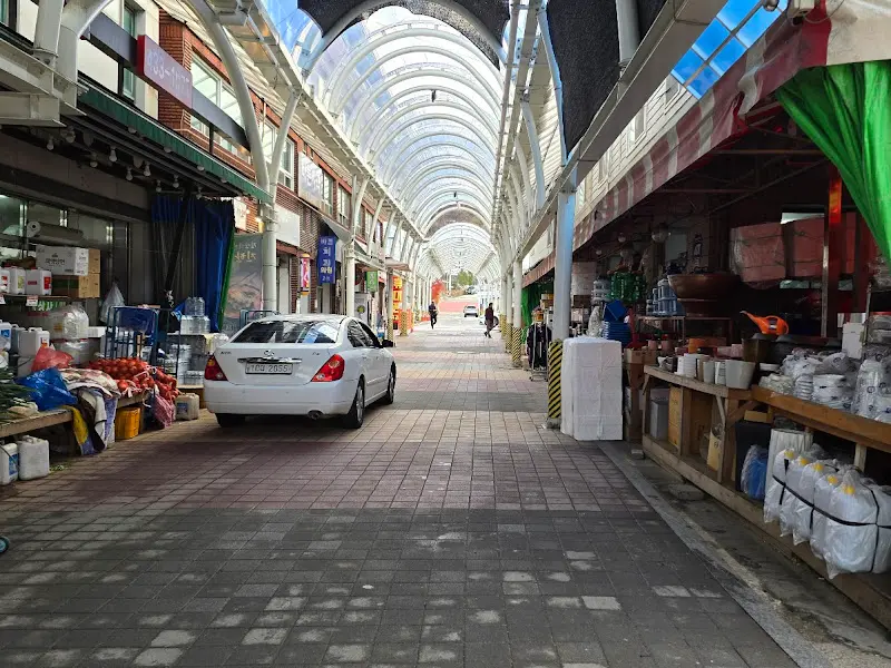 시장 내부 모습