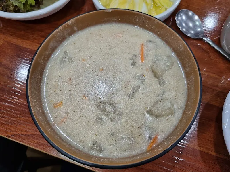 뽀얀 들깨 옹심이