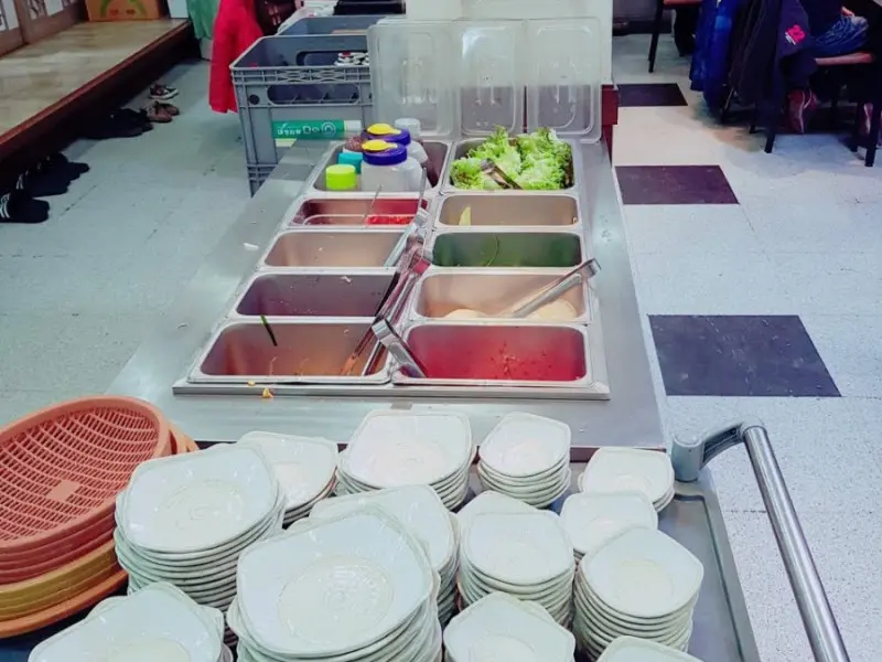 신선한 쌈 채소 코너