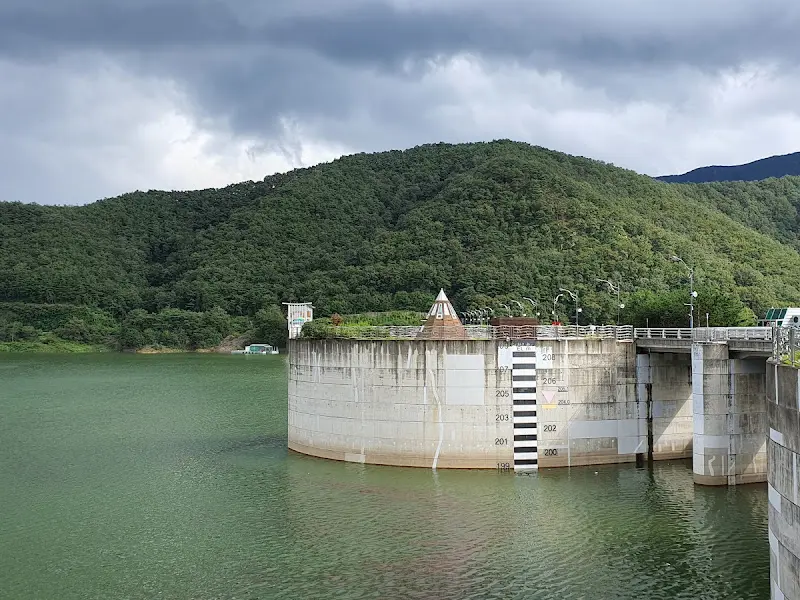 군위댐 전경