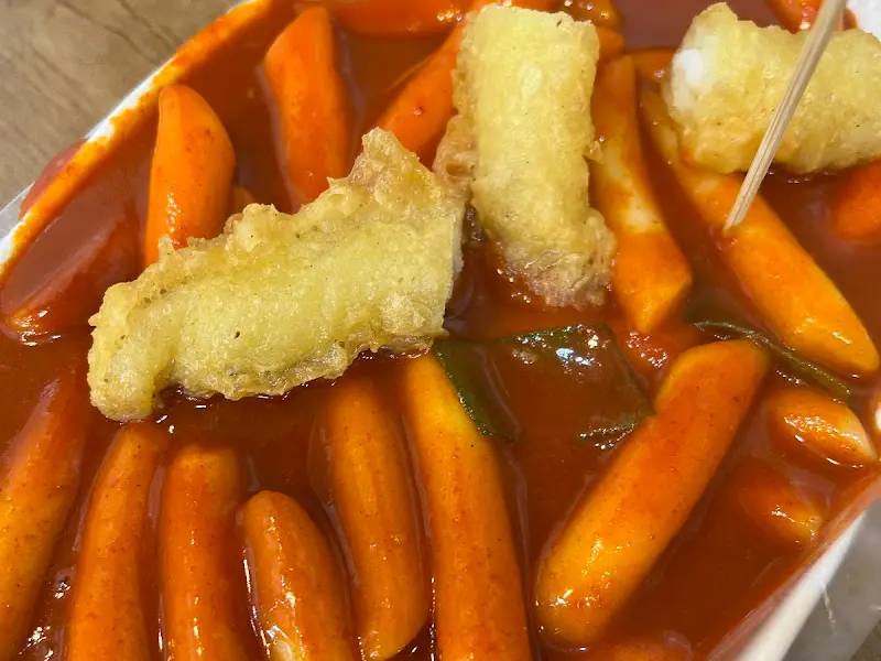 노릇노릇하게 튀겨진 김말이