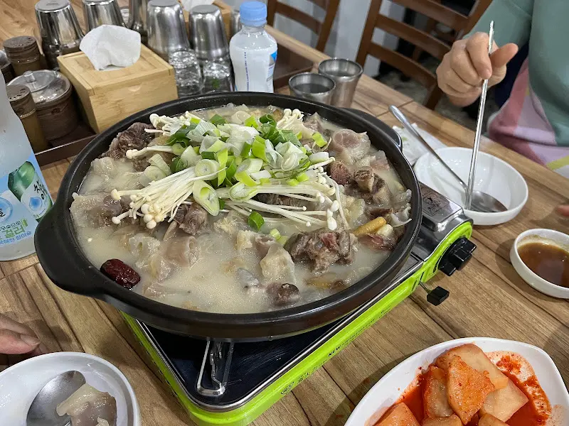 청담설렁탕 꼬리반 도가니반 전골