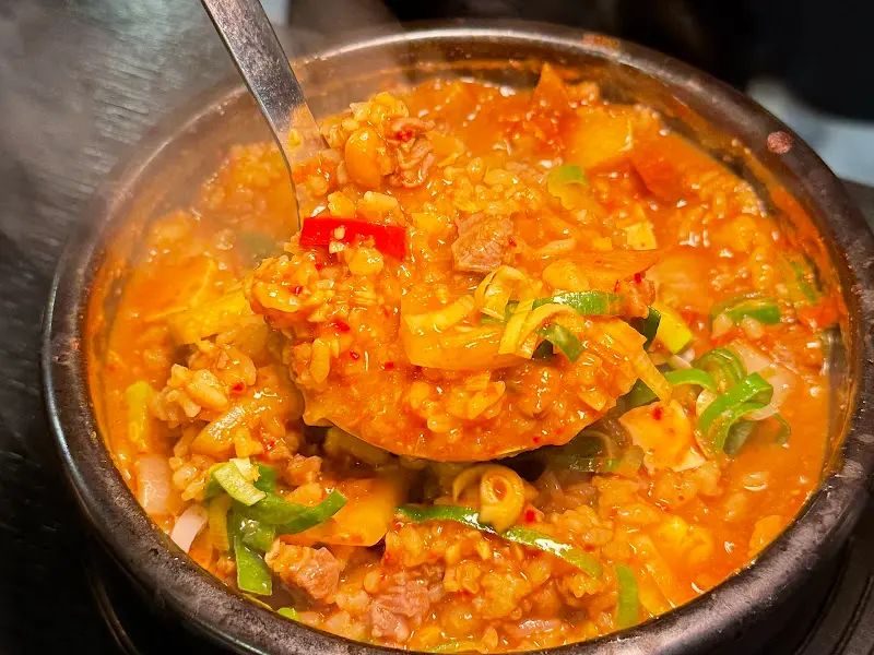 보글보글 끓는 된장술밥