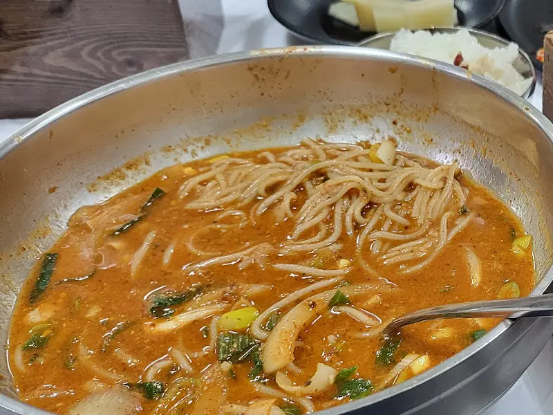 어탕국수의 모습