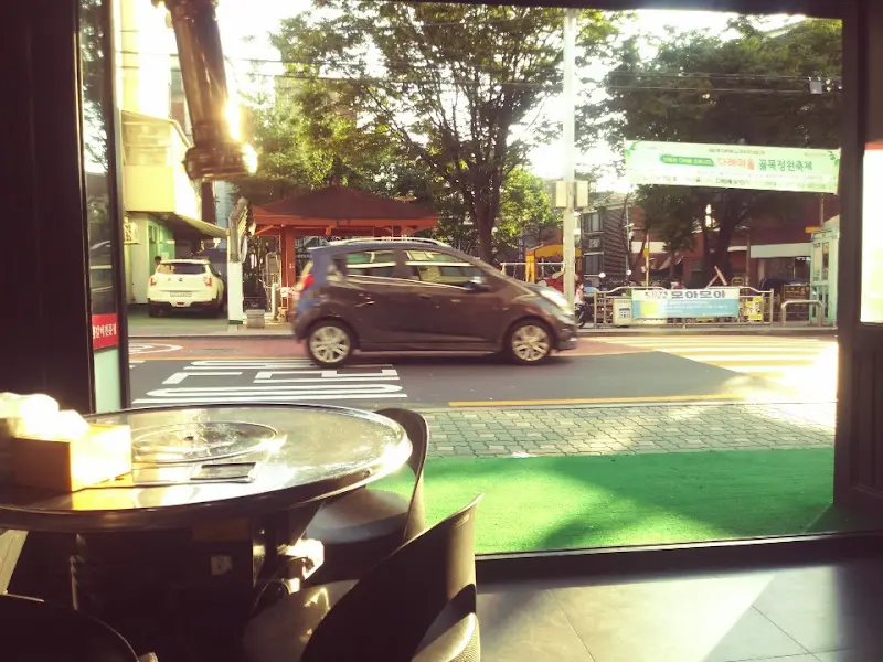 가게 밖 풍경