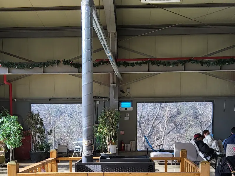 STEEL301 내부 좌석