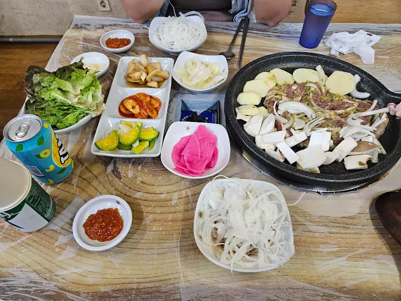 녹차오리구이 한상차림