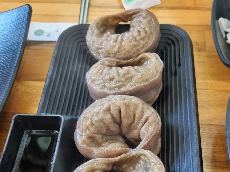 메밀로 만든 왕만두