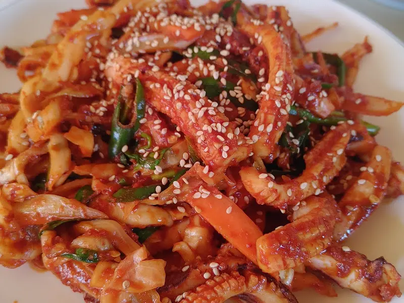 매콤달콤한 오징어볶음