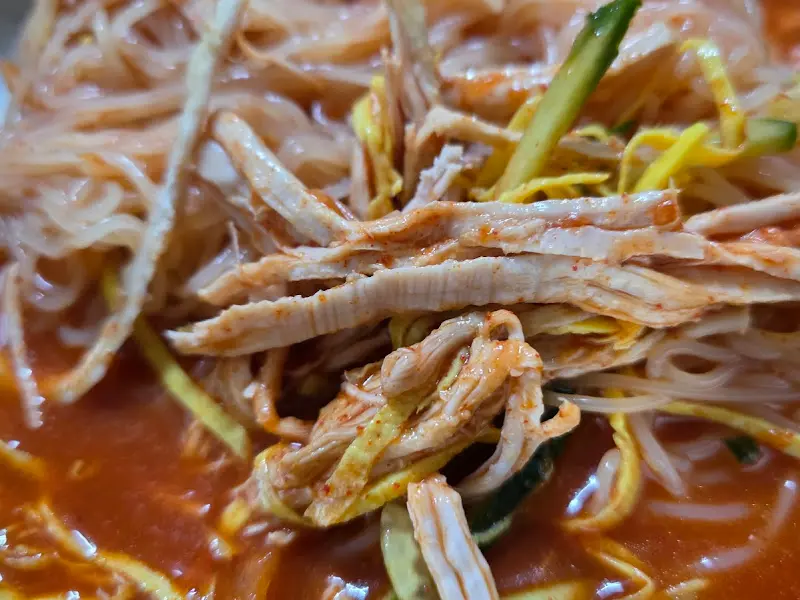 삼성밀면 주물럭밀면 클로즈업