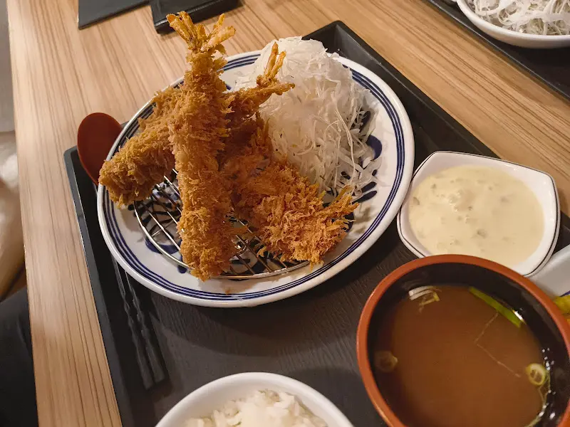 새우 튀김 한상차림