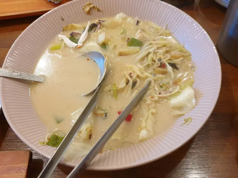 진한 국물이 일품인 나가사키 짬뽕