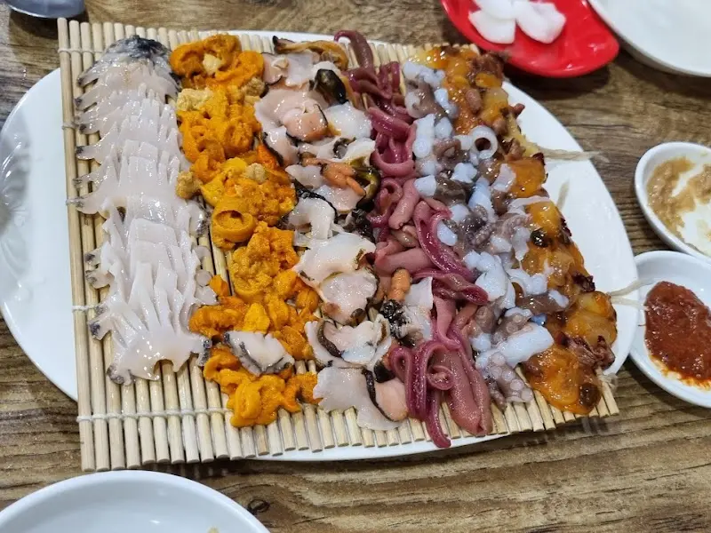 다채로운 해산물 모듬