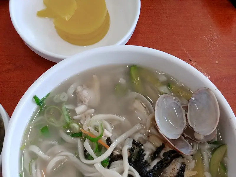 바지락 칼국수