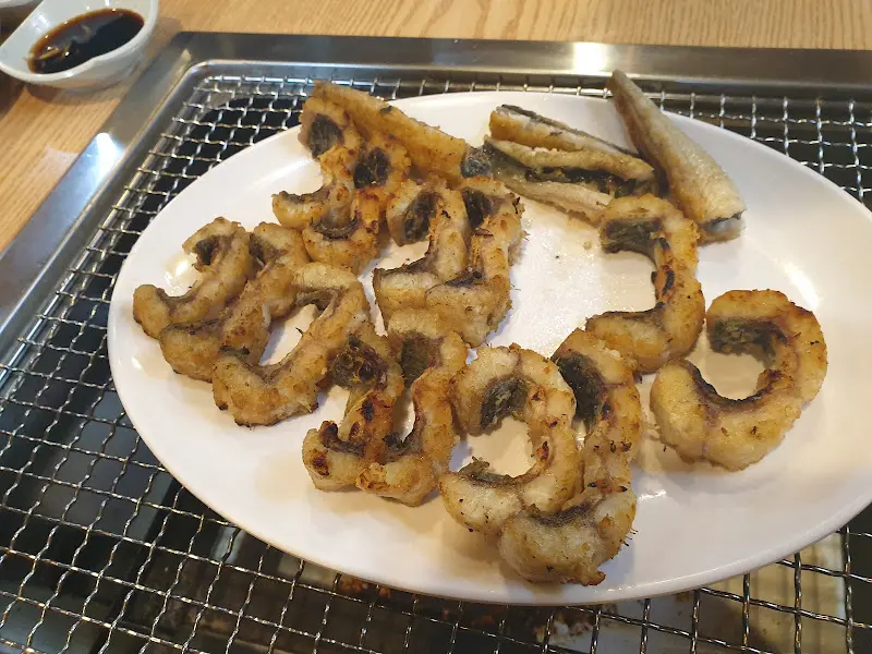 노릇하게 구워진 장어
