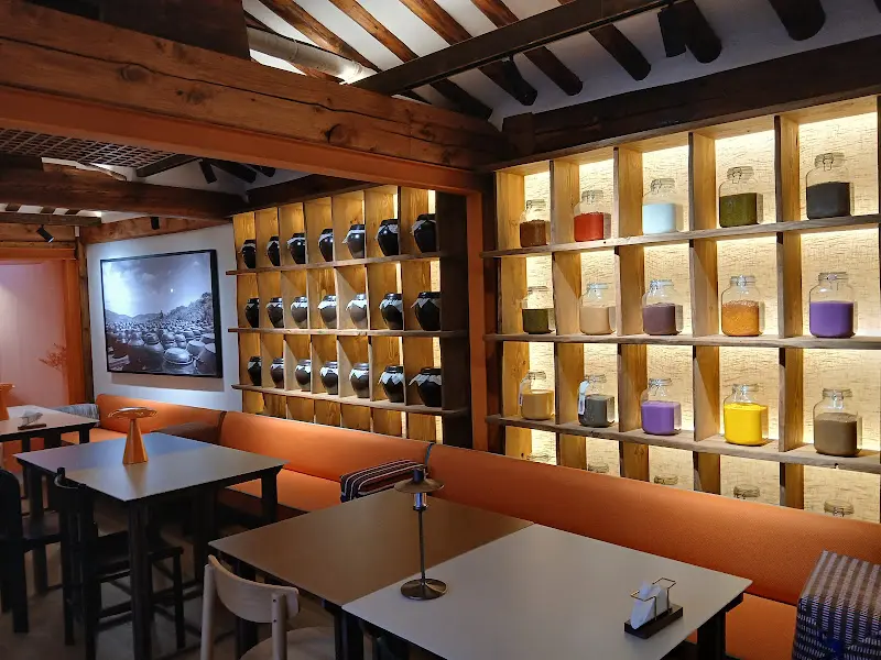 장앤페이스트 내부 인테리어