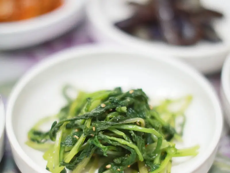 신선한 나물 반찬