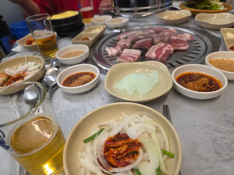 25시참숯구이 테이블 세팅