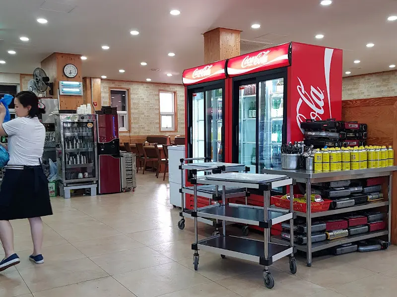 유자골고흥한우프라자 내부