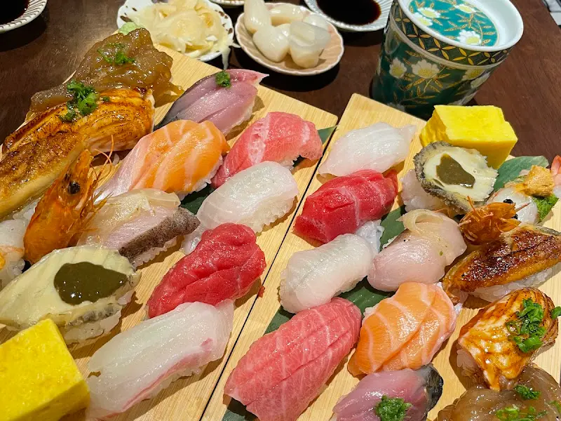 다양한 종류의 스시