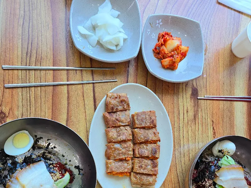 두메막국수 테이블 세팅