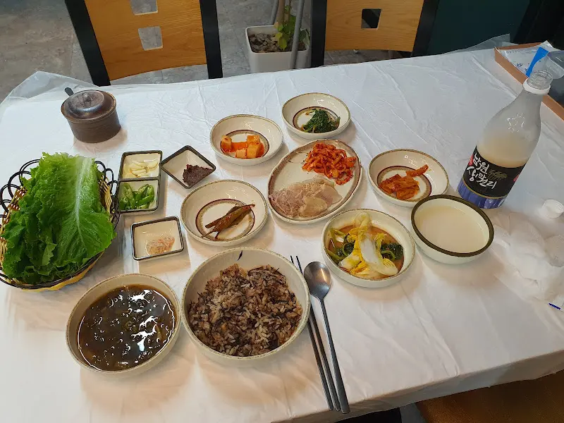 연안식당 밥도둑 꼬막비빔밥 풀샷