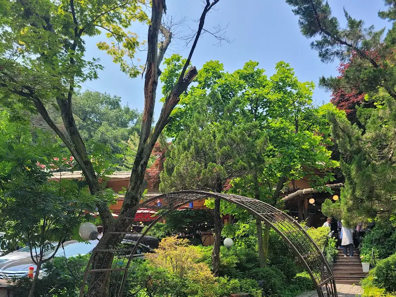 황금정원 정원 풍경