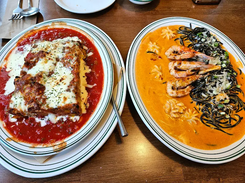 라자냐와 씨푸드 스파게티