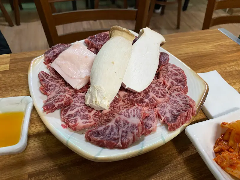 신선한 특선 모듬 구이