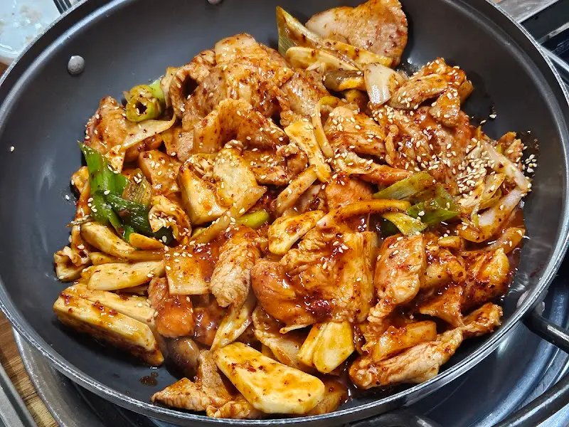 맛깔스러운 두루치기