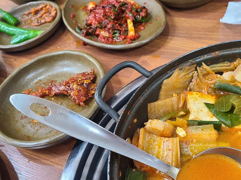 다양한 종류의 반찬 클로즈업