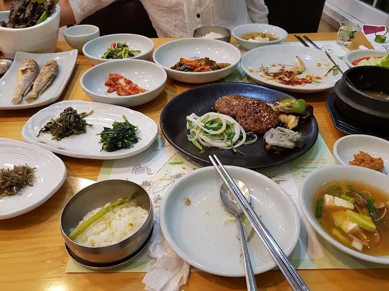 다채로운 밑반찬