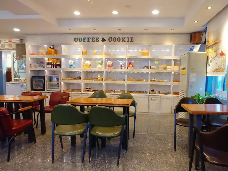 진열장에 놓인 쿠키