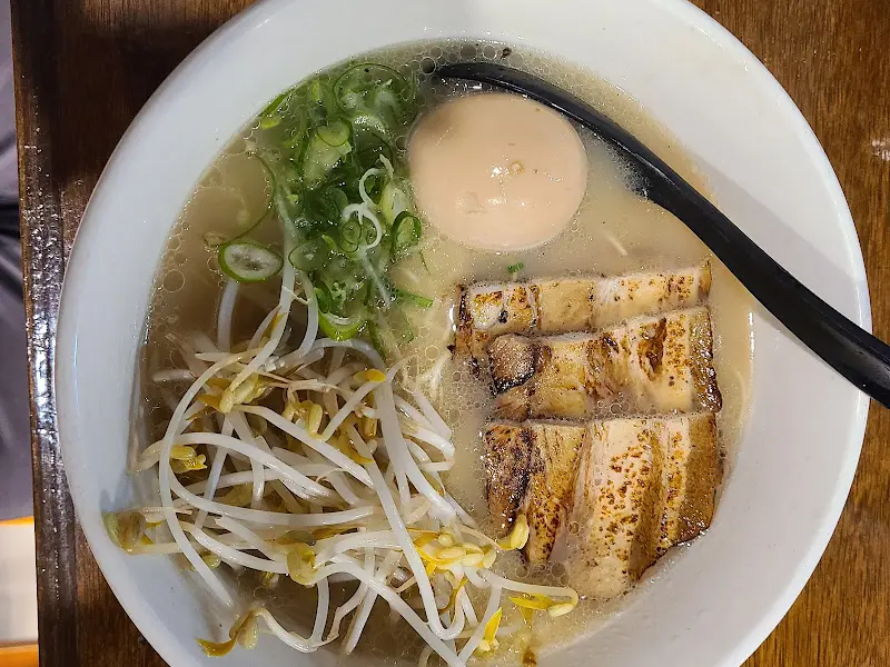 돈코츠 라멘 근접샷