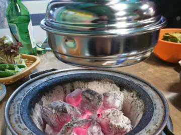 혼밥러의 안식처, 마장동 안동생갈비에서 찾은 서울 노포 맛집의 정수
