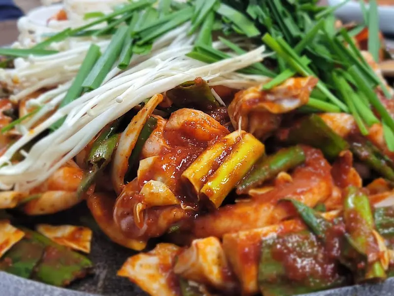 푸짐한 오리 불고기 한 상