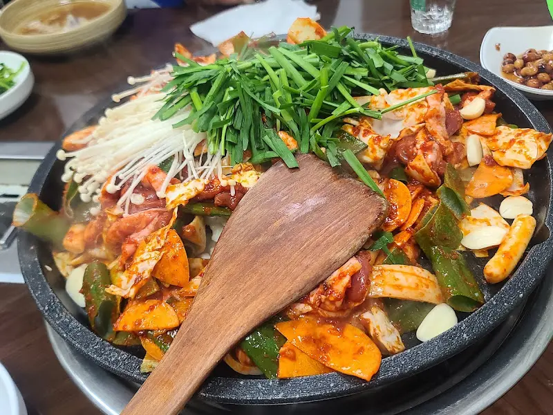 맛깔스러운 볶음밥
