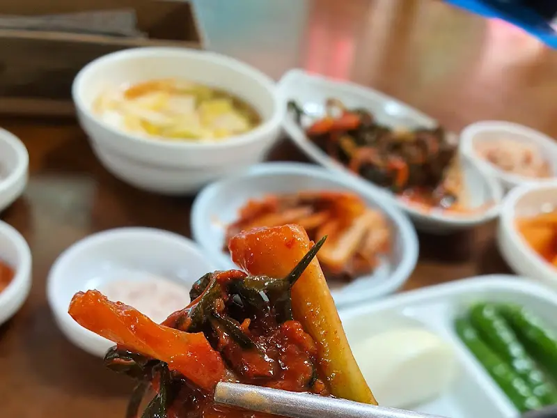 구례 한우식당 갓김치