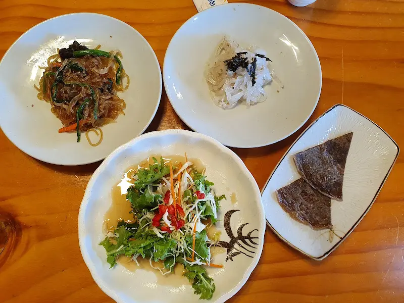 다채로운 밑반찬