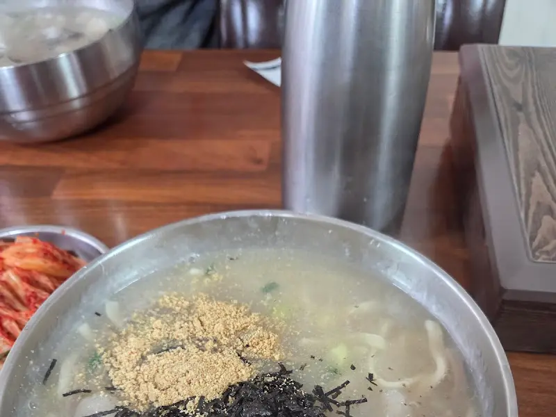 사골 옹심이 국수