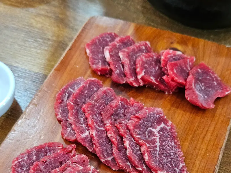 육사시미 근접샷