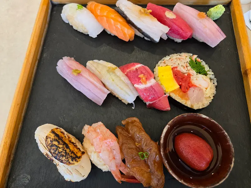 스페셜 초밥 비주얼