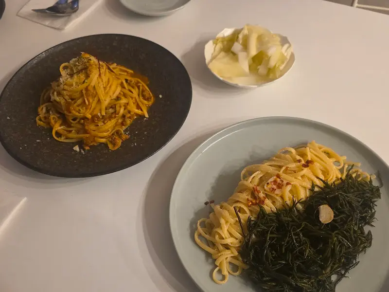 톳 오일 파스타와 곁들임 찬