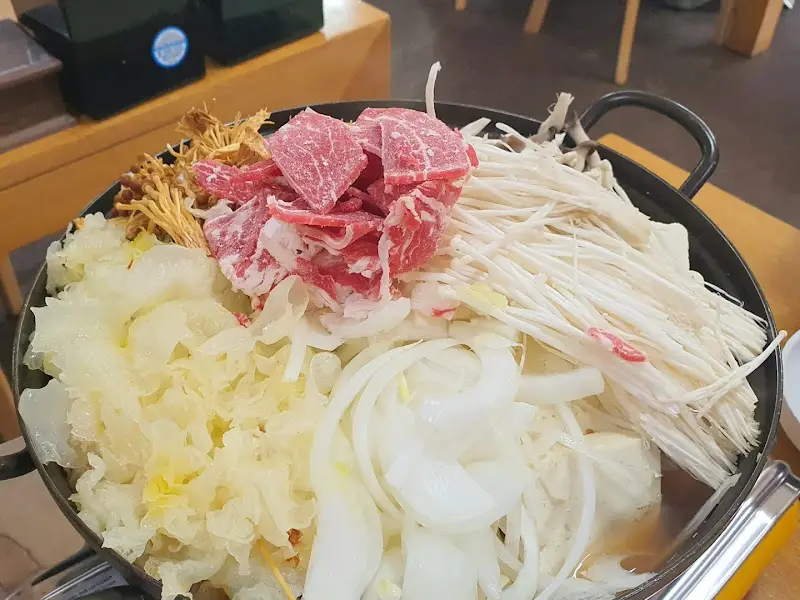 버섯불고기전골의 모습