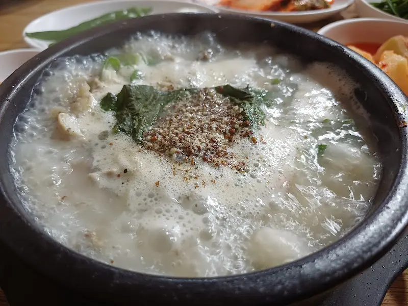 다진 양념 푼 순대국