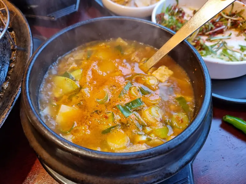 뜨끈한 김치찌개