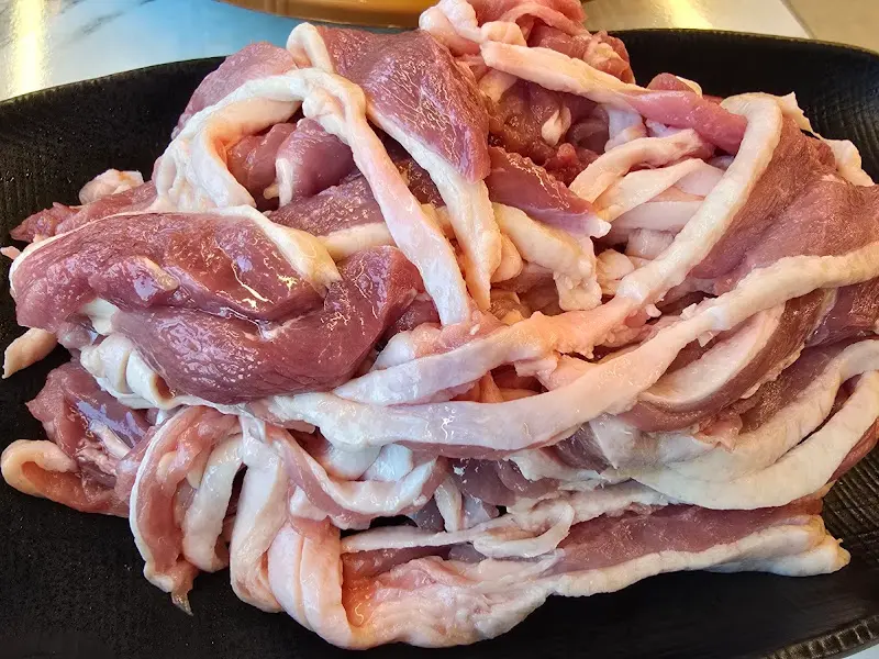 싱싱한 생오리 한 접시